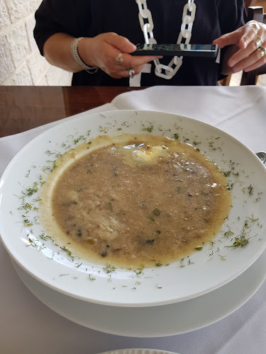 στα ριζά - Γαστρονομία και φιλοξενία