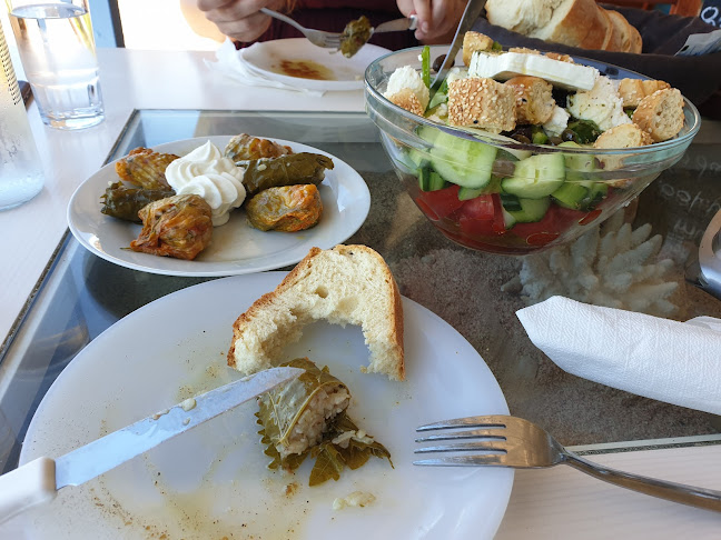 Plaka Beach restaurant - Γαστρονομία και φιλοξενία