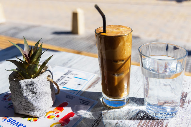 COFFEE WAVES - Νέα Καλλικράτεια