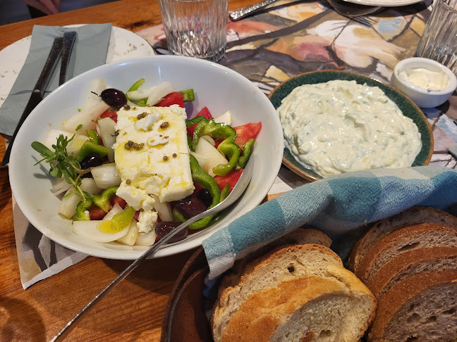 Αντίποδας - Γαστρονομία και φιλοξενία