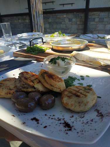 Αγκώνα, Άγιοι Απόστολοι 190 14