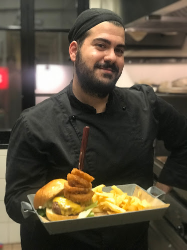 Opinii despre Streetwise în Πετρούπολη - Γαστρονομία και φιλοξενία