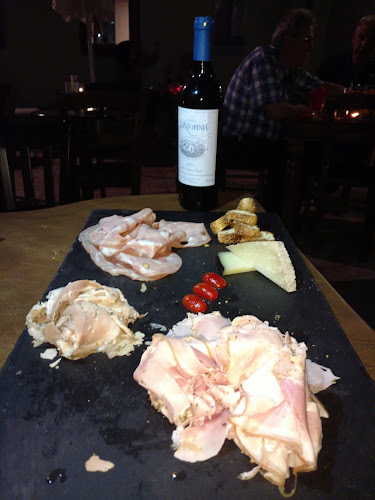 Opinii despre Περιήλιον Οινοθήκη în Κατερίνη - Γαστρονομία και φιλοξενία