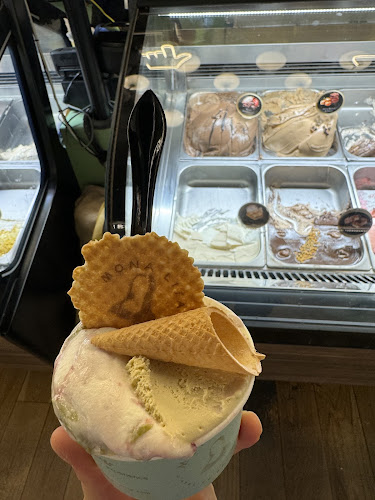 Mona Lisa L' Atelier Del Gelato | Athens - Γαστρονομία και φιλοξενία