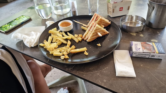 Λεωφ. Ποσειδώνος 16, Βάρη 166 72