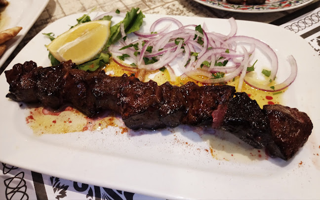 Μυσιρλού - Γαστρονομία και φιλοξενία