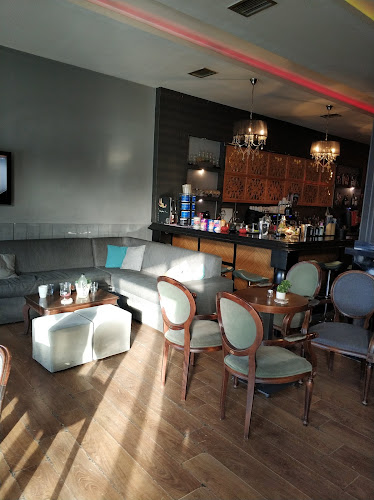 Νίκης 17, Τυχερό 680 03