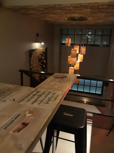 Λεμπέση 10, Αθήνα 117 42