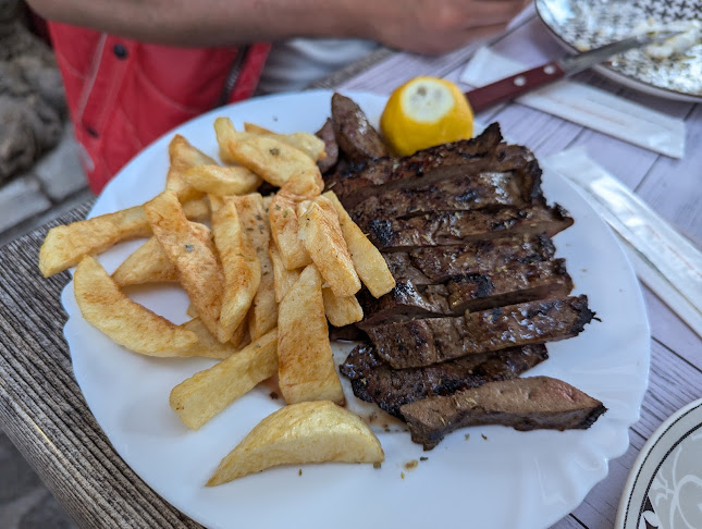 Το Μικράκι - Γαστρονομία και φιλοξενία