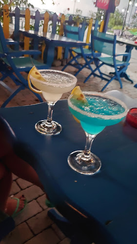 Blue Café - Γαστρονομία και φιλοξενία