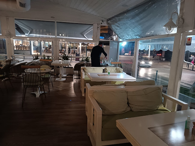 Beluga Cafe & Restaurant Bar - Βέροια