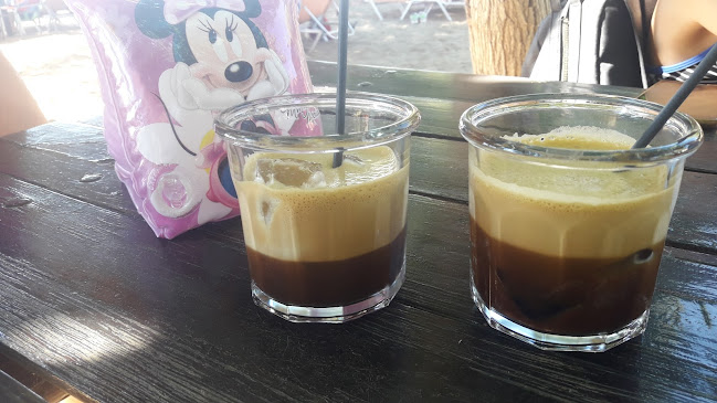 schinias bay - Γαστρονομία και φιλοξενία