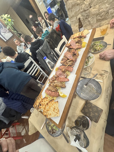 Μεζεδοπωλείο Σχολαρχείο - Γαστρονομία και φιλοξενία