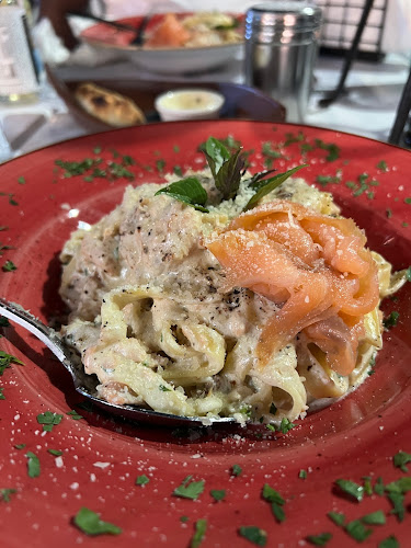 Opinii despre Tsaperdona pizza pasta în Ιαλυσός - Γαστρονομία και φιλοξενία