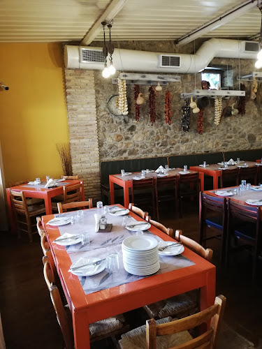 Το Λιοτρίβι - Γαστρονομία και φιλοξενία