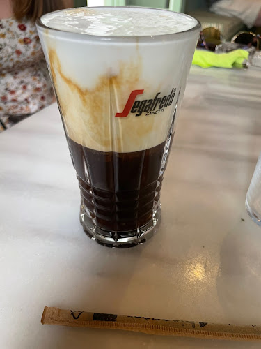 Cafe Symposium Paros - Γεφυράκι