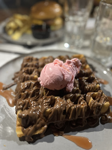 28ης Οκτωβρίου 2, Λουτρά Αιδηψού 343 00