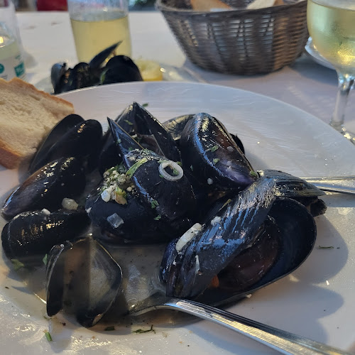 Opinii despre Boukari Beach în Ρόδος - Γαστρονομία και φιλοξενία