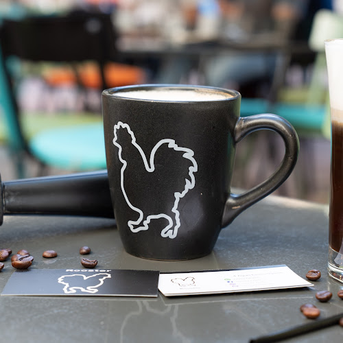 Πλ. Αγίας Ειρήνης 4, Αθήνα 105 60