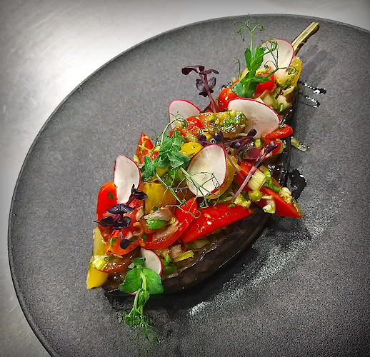 Akrovoli Restaurant & Oyster Bar - Γαστρονομία και φιλοξενία