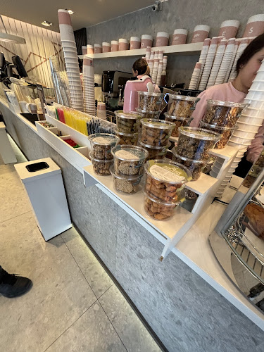 Opinii despre Rhino Estate Coffee Co. în Ξάνθη - Γαστρονομία και φιλοξενία