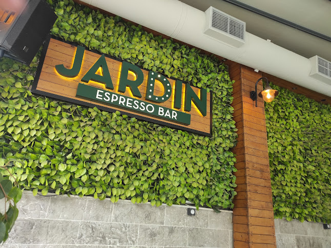 Comentarii opinii despre Jardin Espresso Bar