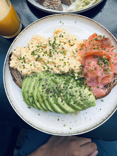 ΥΨΙΛΟΝ - Γαστρονομία και φιλοξενία