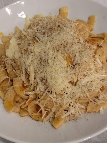 Comentarii opinii despre Μετσοβίτικο Σαλόνι