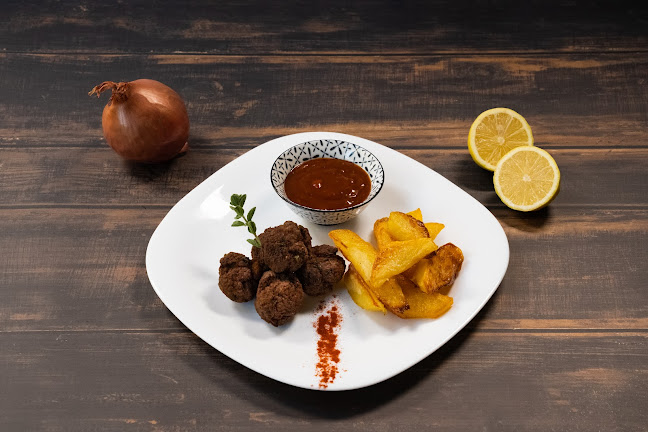 tetzeris piraeus - Γαστρονομία και φιλοξενία