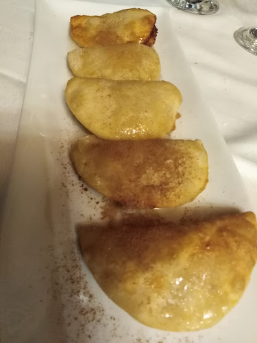 Ταβέρνα Το Ρόδι - Αρνί Αντικριστό - Γαστρονομία και φιλοξενία