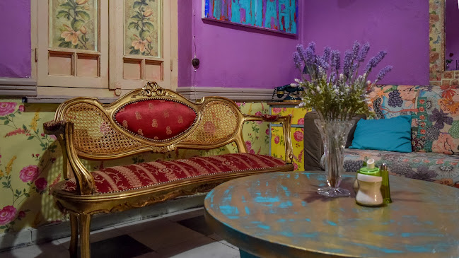 Κιμωλία - Γαστρονομία και φιλοξενία