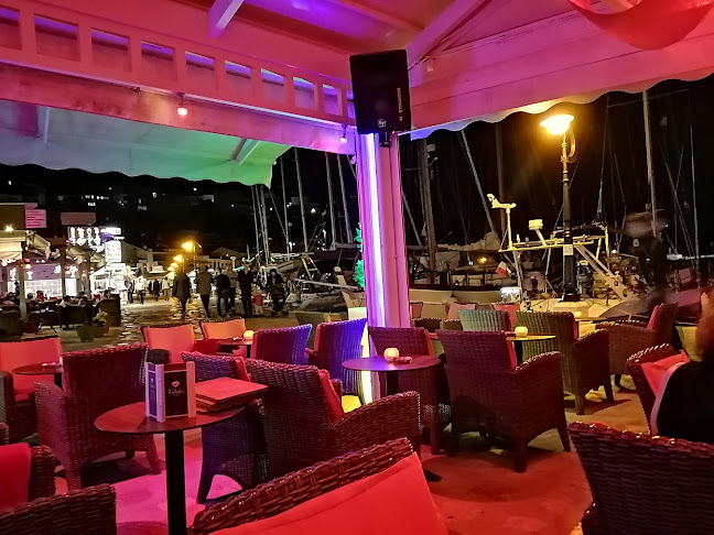 Lykourgou Logotheti, Πυθαγόρειο 831 03