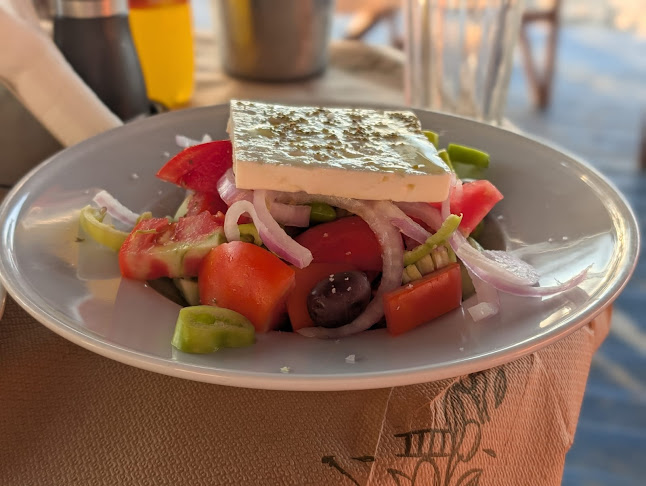 Comentarii opinii despre SARAVAR BEACH BAR