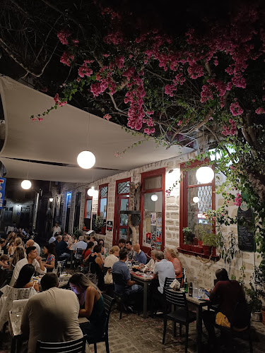 Το Μικράκι - Γαστρονομία και φιλοξενία