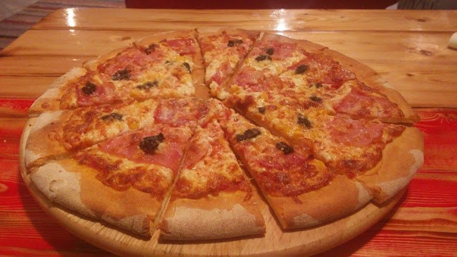 Opinii despre La Nostra Pizza în Λακκί - Γαστρονομία και φιλοξενία