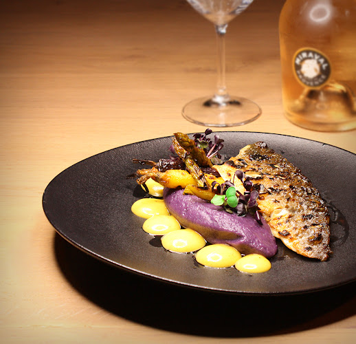 Akrovoli Restaurant & Oyster Bar - Βούλα