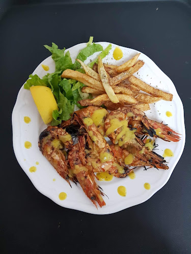 Μνήμες Φαγητό και Παράδοση - Τυχερό