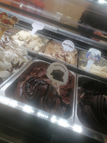 Opinii despre Orange Gelato Vironas în Βύρωνας - Γαστρονομία και φιλοξενία
