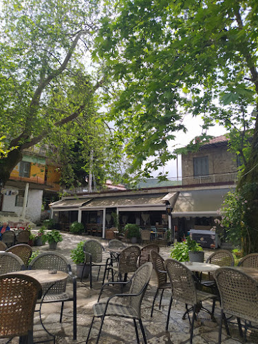 Comentarii opinii despre Καφέ Ταβέρνα της Φαίης