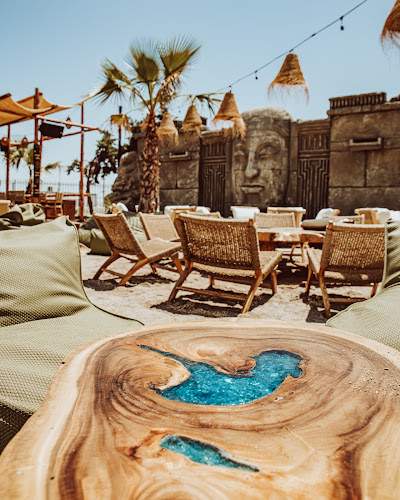 Στάδιο ειρήνης και φιλίας, Πειραιάς 185 33