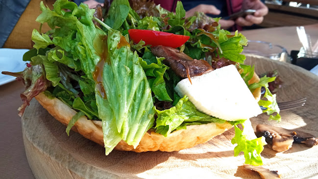 Η Πόλη - Γαστρονομία και φιλοξενία