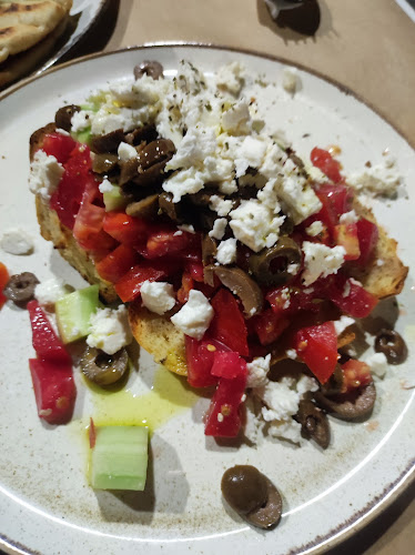 Opinii despre Ψητοπωλείο - Ο Γύρος Της Πλατείας - Αργοστόλι în Αργοστόλι - Γαστρονομία και φιλοξενία