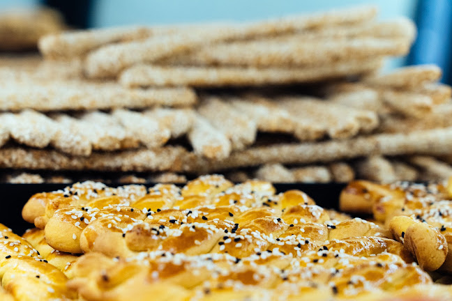 Φιλολάου 153, Αθήνα 116 32