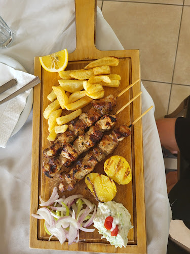 Opinii despre Filoxenia Restaurant în Διόν Όλυμπος - Γαστρονομία και φιλοξενία