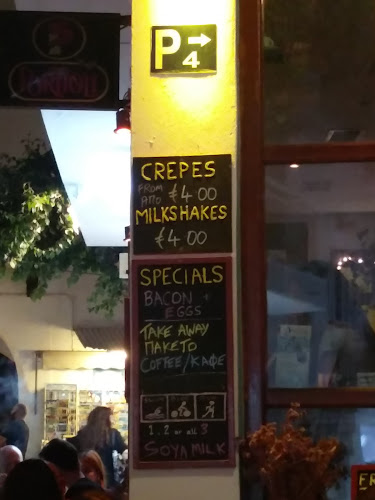 Opinii despre Mikro Cafe în Paros - Γαστρονομία και φιλοξενία