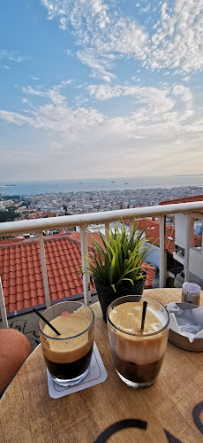 Castra Τerrace Βar - Θεσσαλονίκη