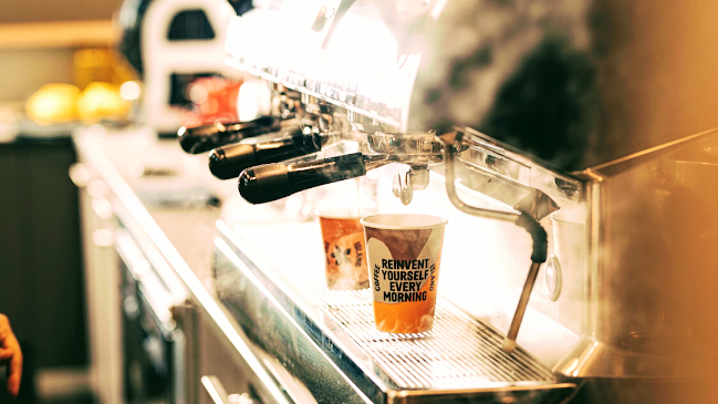 Opinii despre Coffee Island Γλυφάδα Κέντρο în Γλυφάδα - Γαστρονομία και φιλοξενία