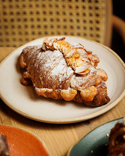 Comentarii opinii despre Holy Llama