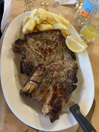 Μεσοστράτι-Εστιατόριο