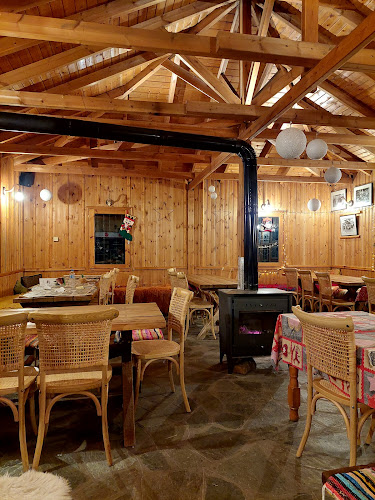 Στανη - Γαστρονομία και φιλοξενία